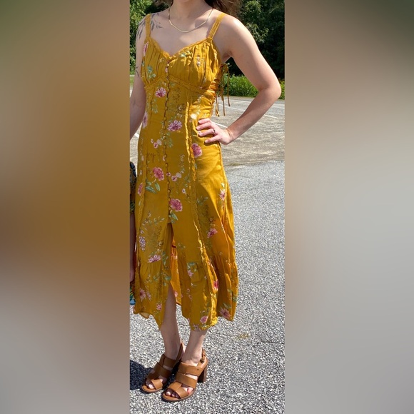 Golden Yellow Floral Wedding Guest Dress Small - Picture 7 of 16